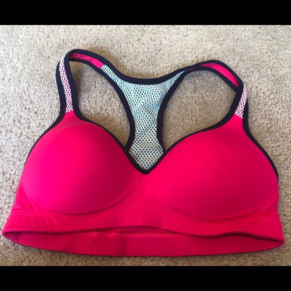 Pink padded sports bra size XS